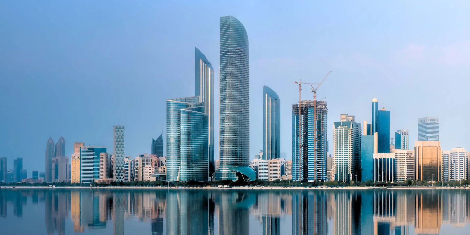 Emiratos Árabes Unidos rompe con la OPEP: el fin de la disciplina del cártel y el nacimiento de un nuevo actor energético