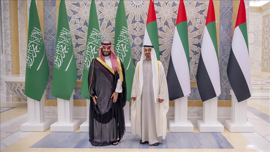 El príncipe heredero de Arabia Saudí, Mohammed bin Salman, y el presidente de los Emiratos Árabes Unidos, Sheikh Mohamed bin Zayed
